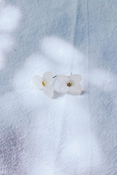 Flower earrings WHITE