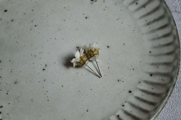 Flower earrings FRENCH WHITE YARROW
